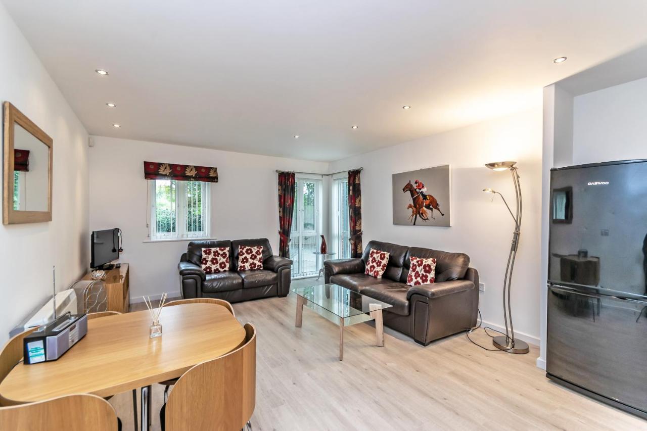 Racecourse Serviced Apartments Chester Luaran gambar